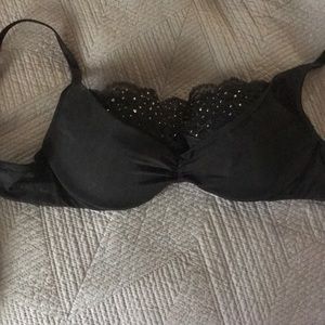 Victoria’s Secret black push-up bra 34B